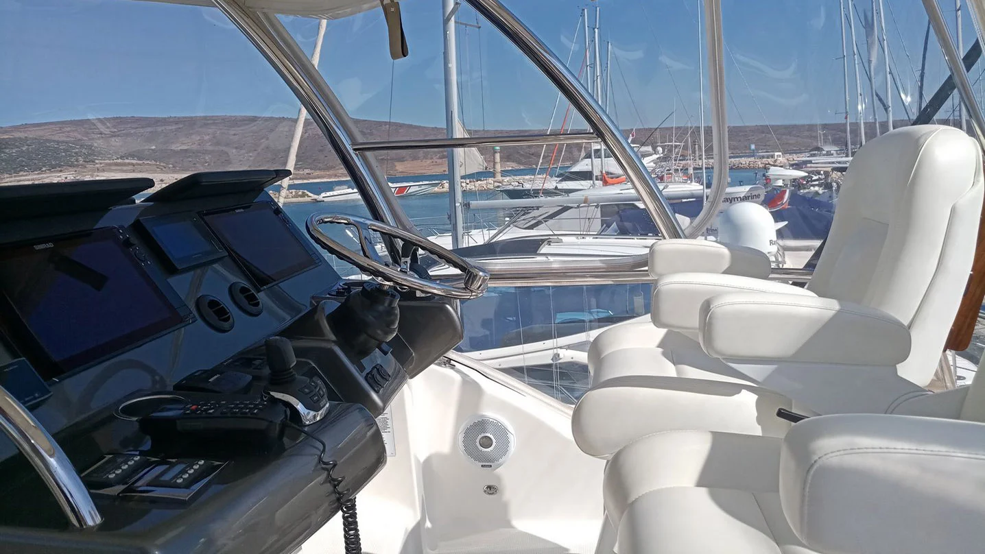 2018 Riviera 43 Open Flybridge