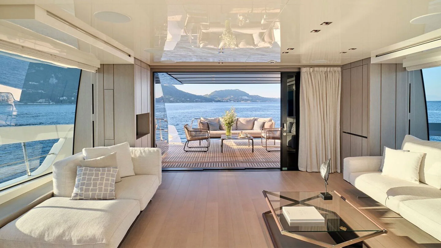 2022 Sanlorenzo SX76