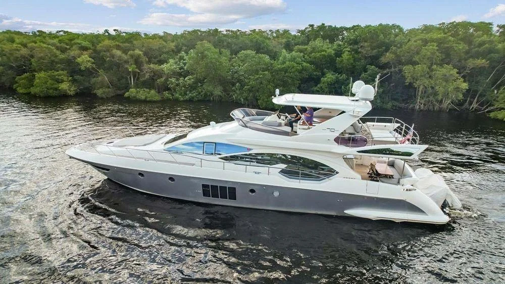 2013 Azimut 70 Fly