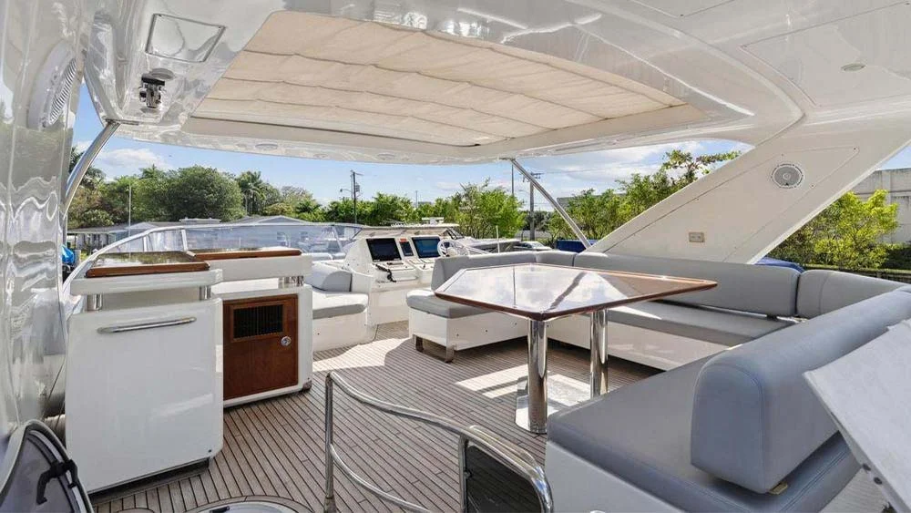 2013 Azimut 70 Fly