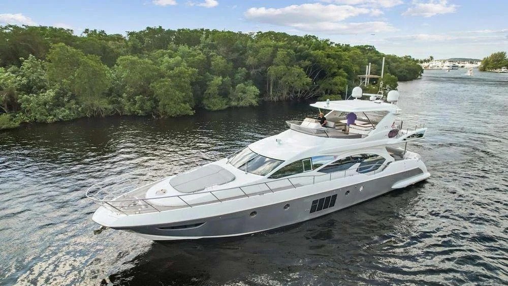 2013 Azimut 70 Fly