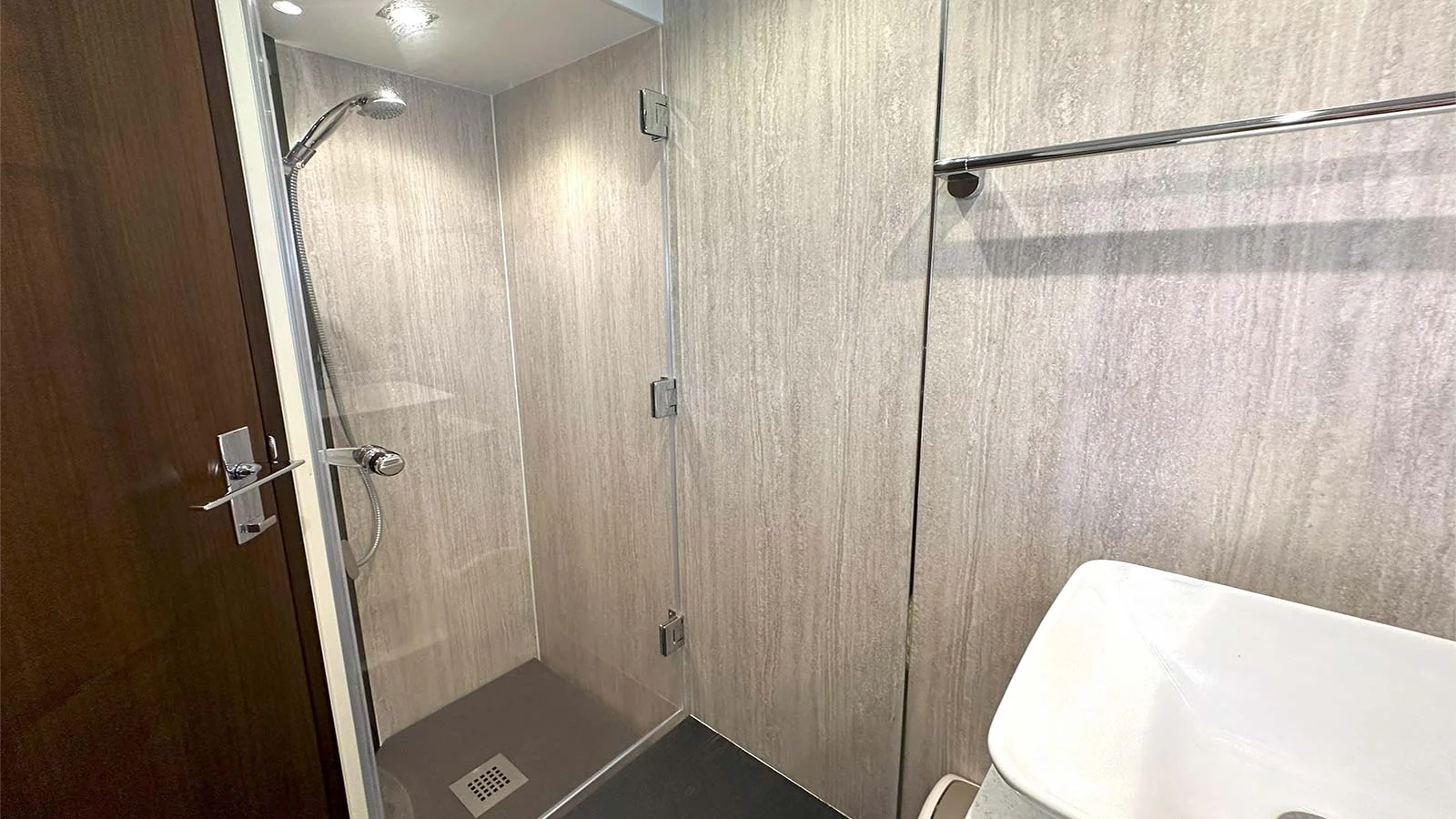 2016 Fairline Squadron 48