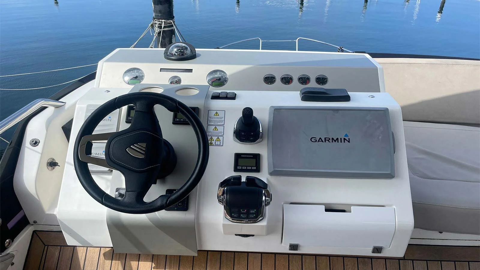 2016 Fairline Squadron 48