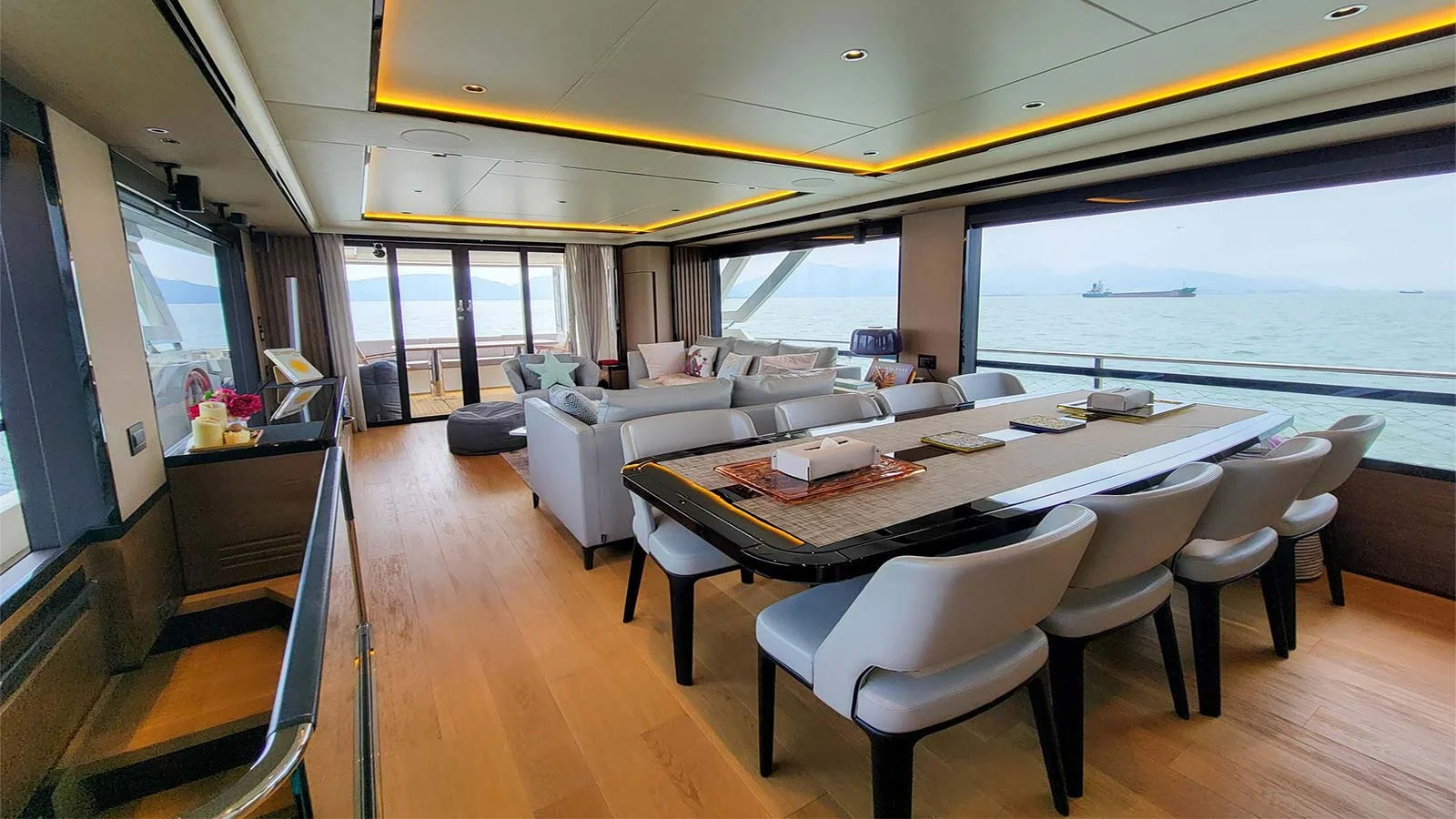 2020 Absolute Navetta 73