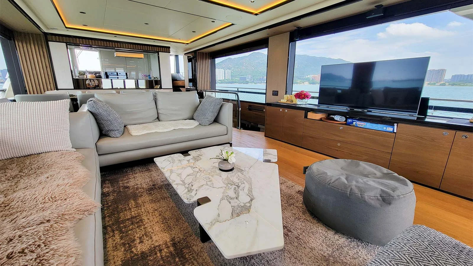 2020 Absolute Navetta 73