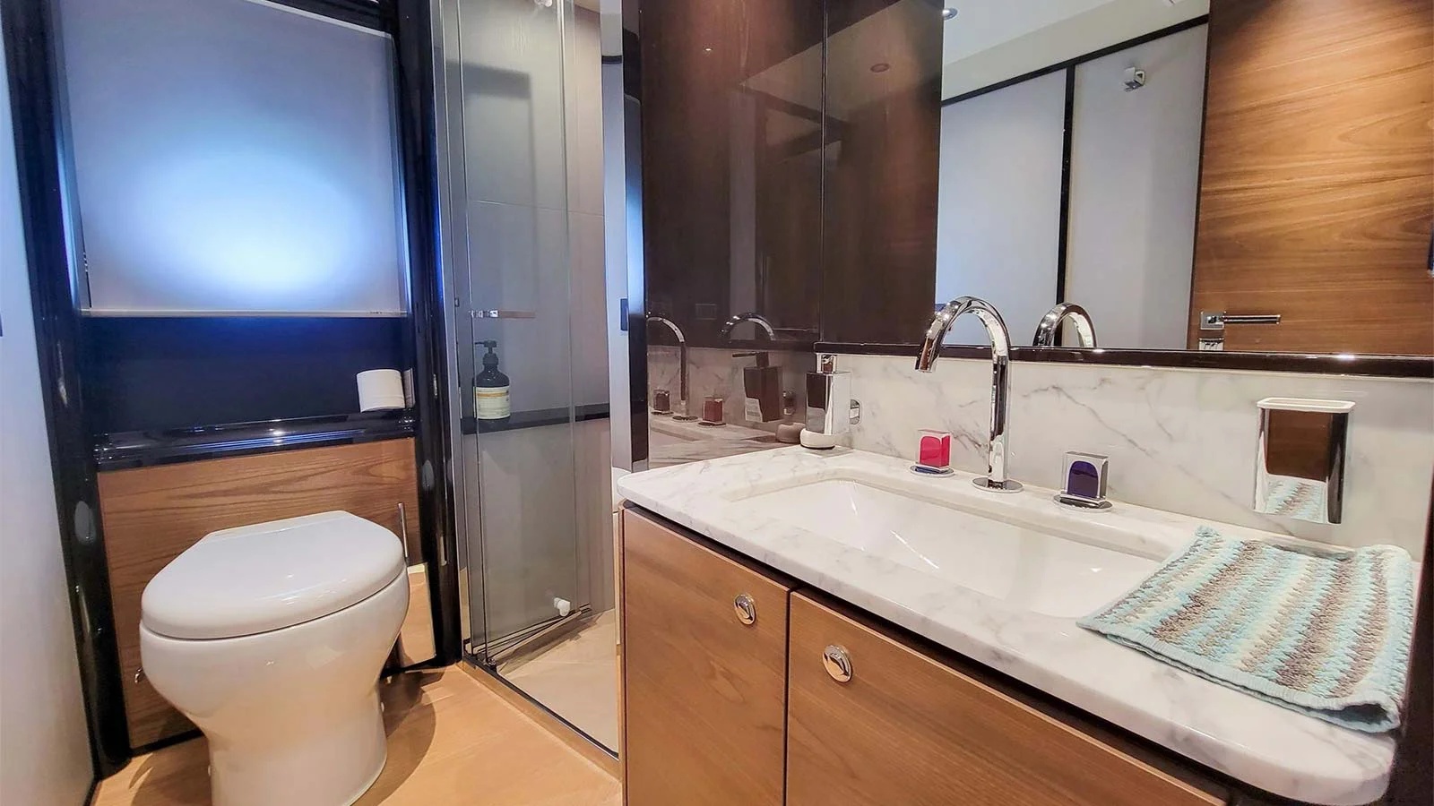 2020 Absolute Navetta 73