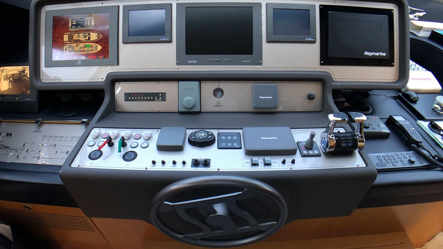 2008 Ferretti 780 HT