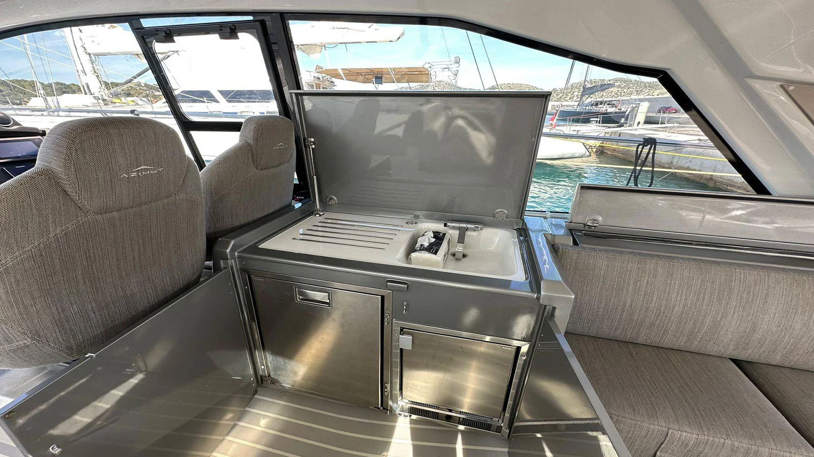 2018 Azimut Atlantis 51