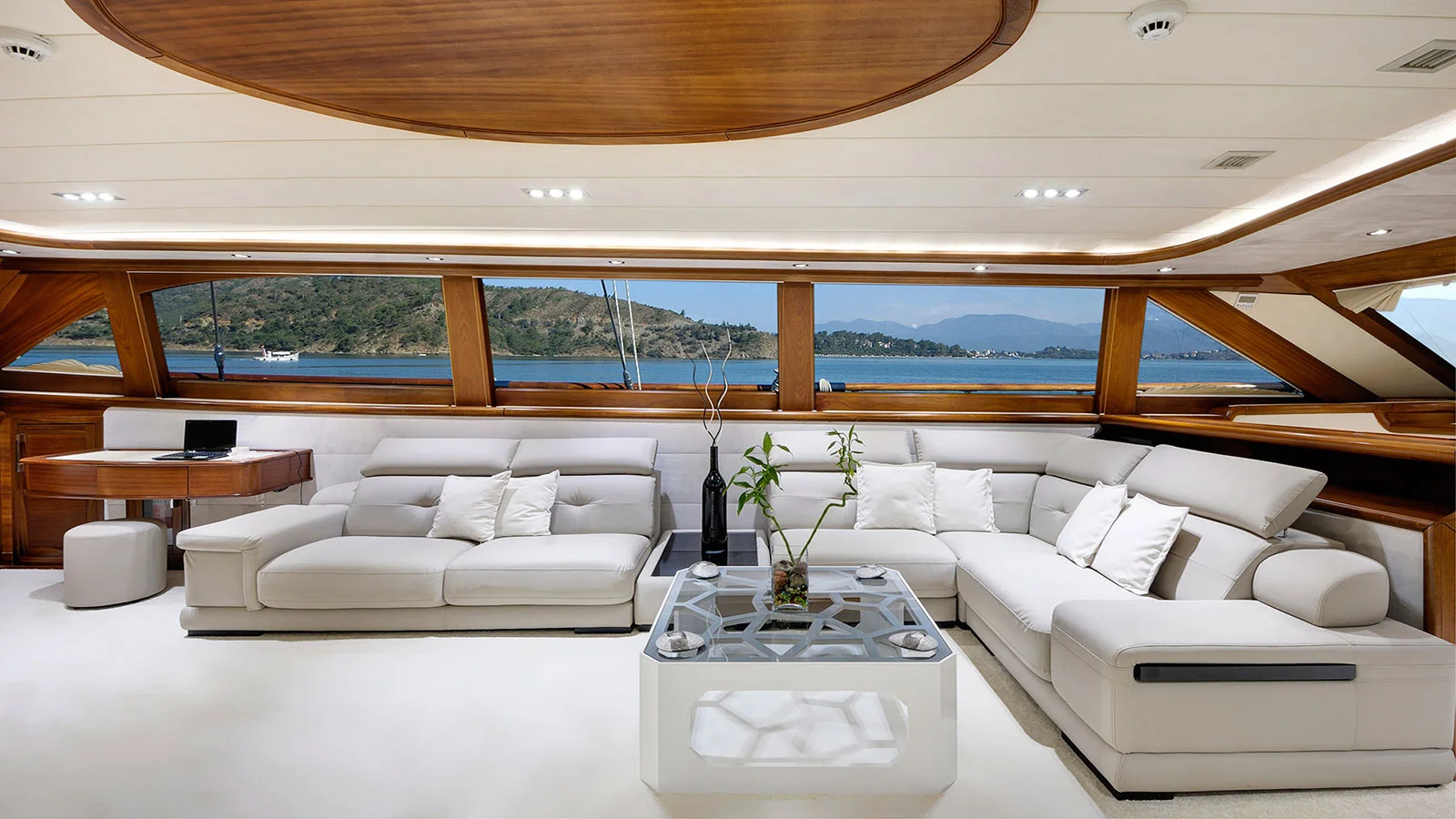 2011 Ruth Yachting 41m
