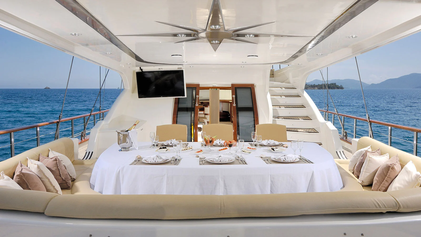 2011 Ruth Yachting 41m