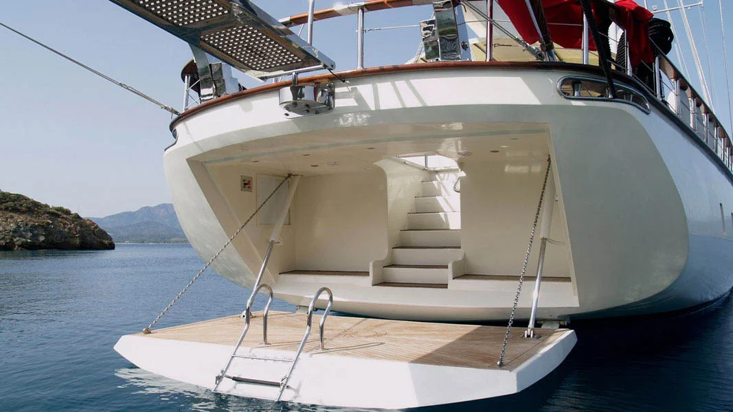 2011 Ruth Yachting 41m