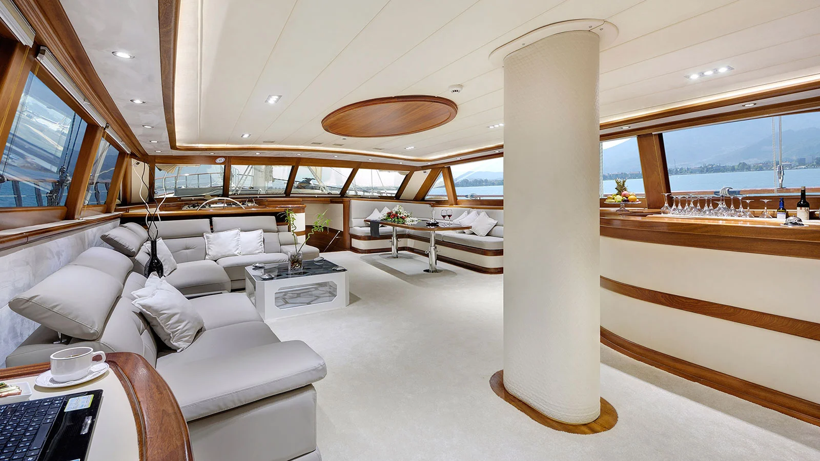 2011 Ruth Yachting 41m