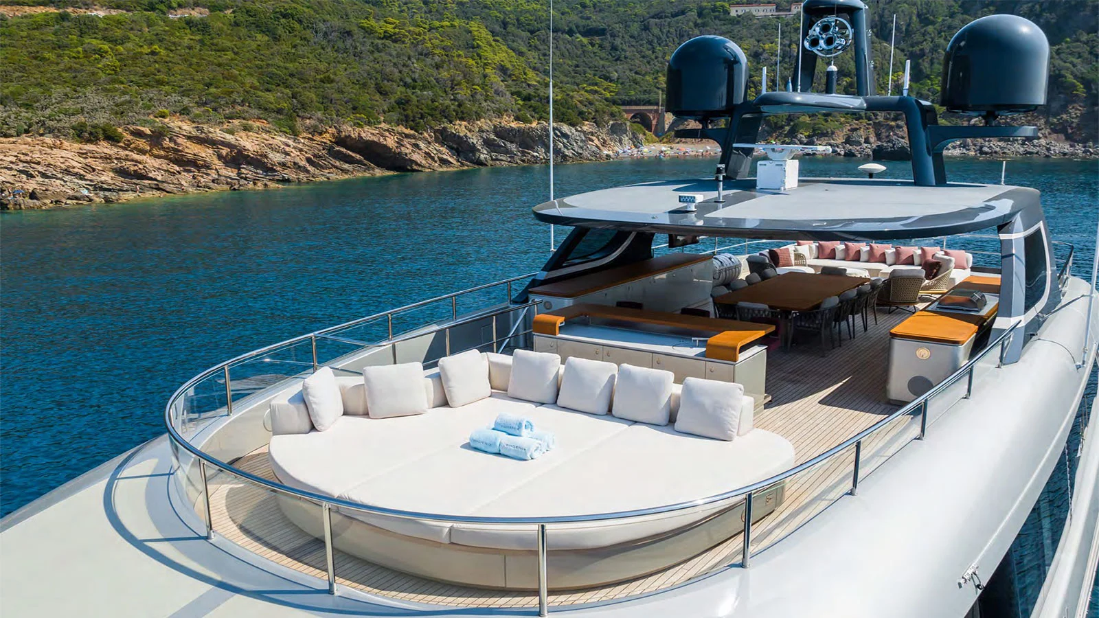 2021 Benetti Oasis 40m