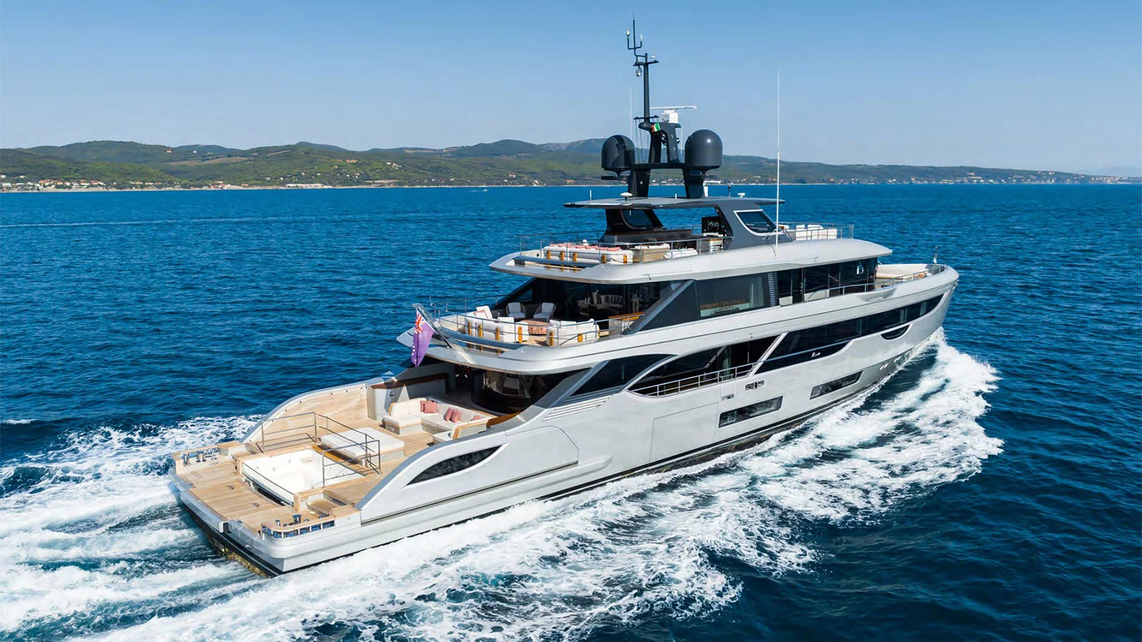 2021 Benetti Oasis 40m