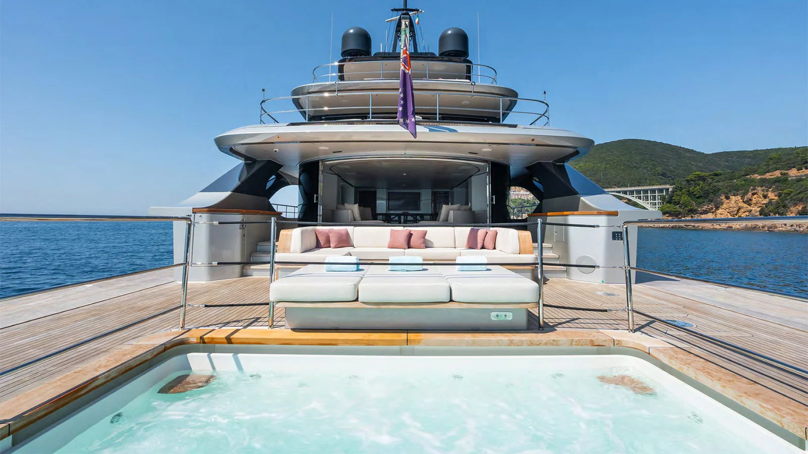 2021 Benetti Oasis 40m