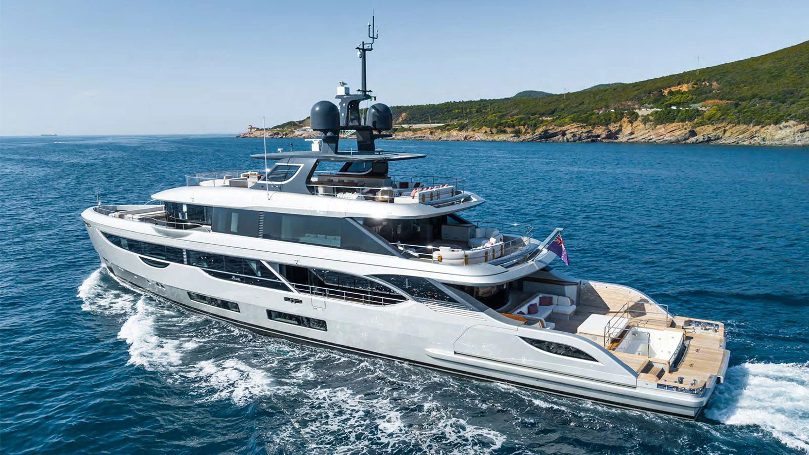 2021 Benetti Oasis 40m