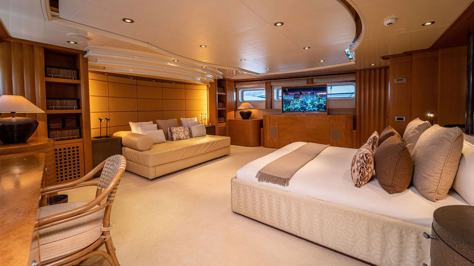 2003 Heesen 44m