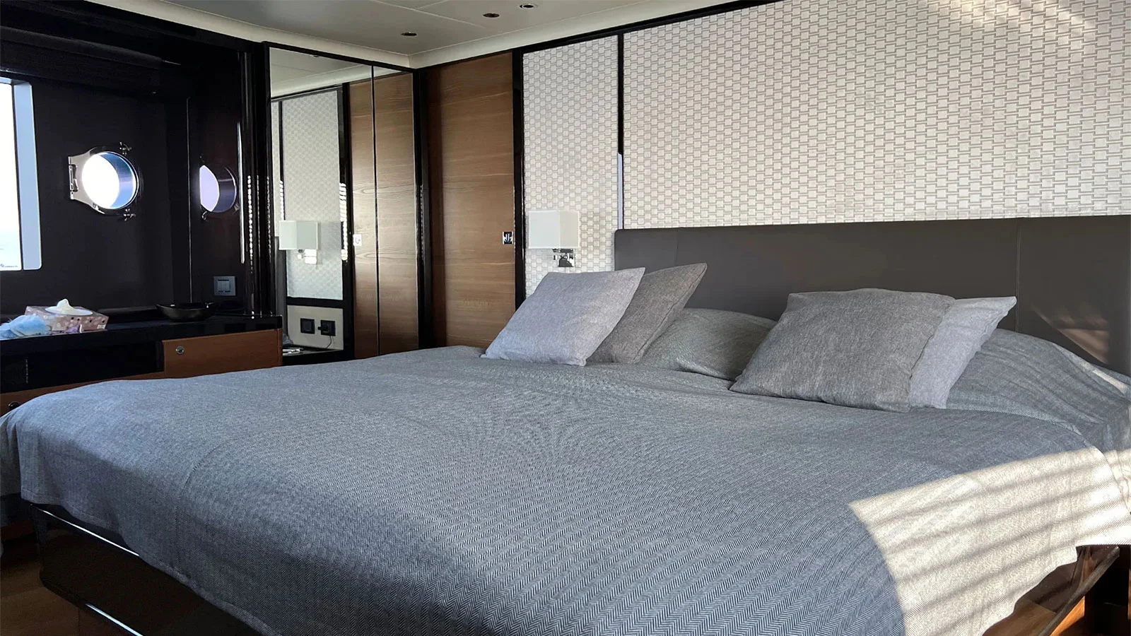 2023 Absolute Navetta 68