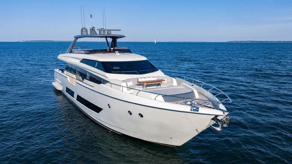 2021 Ferretti 850