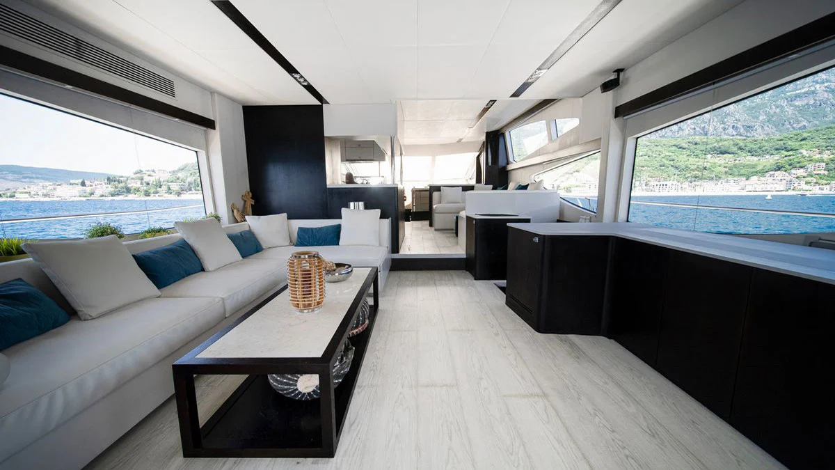 2015 Numarine 78 Fly