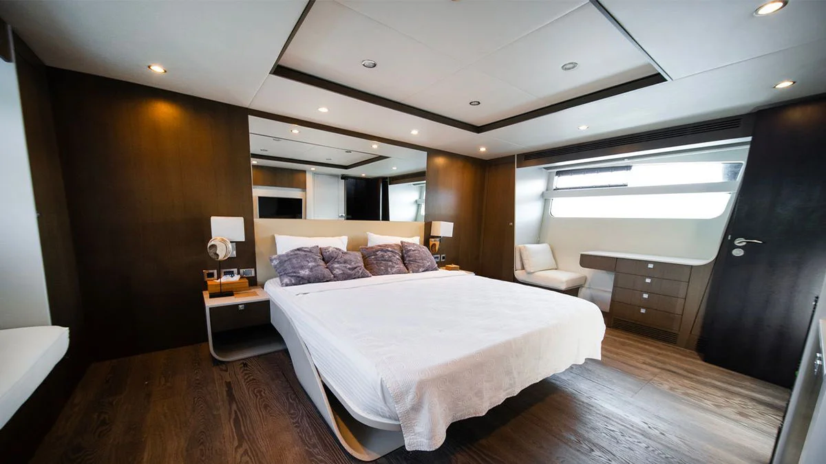 2015 Numarine 78 Fly