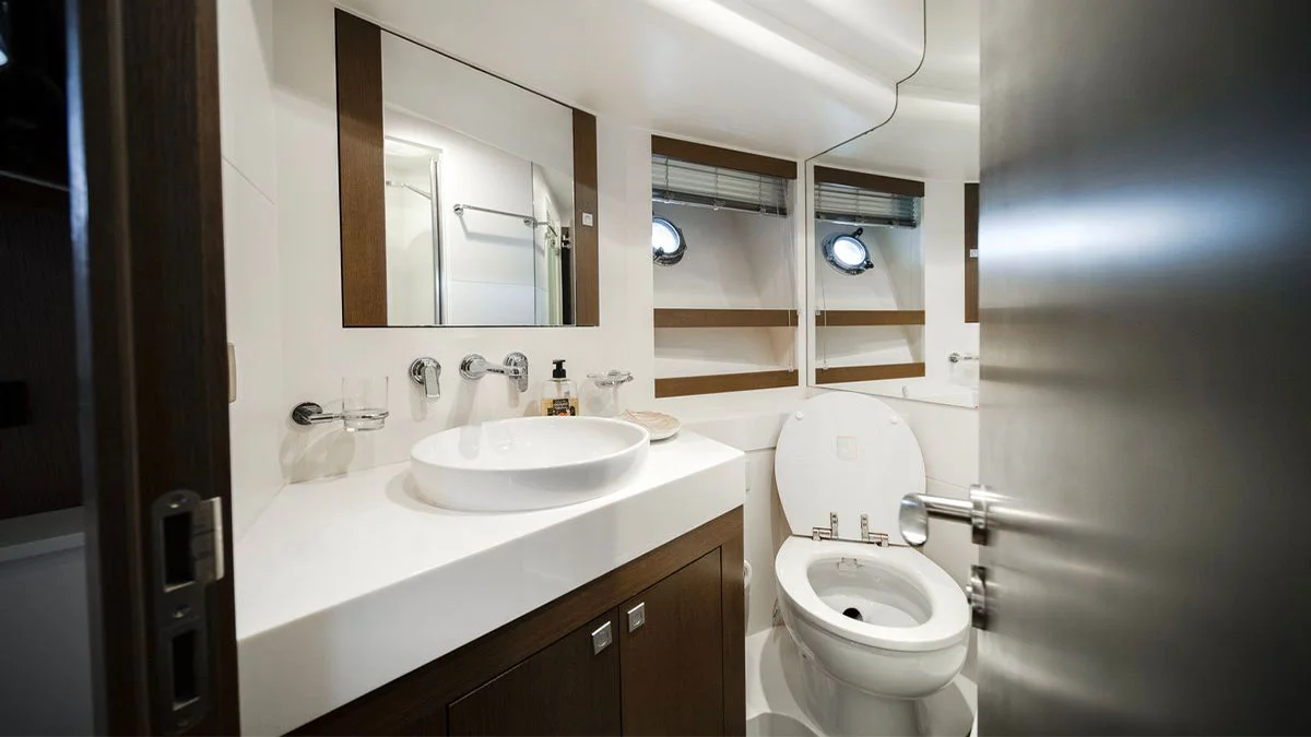 2015 Numarine 78 Fly