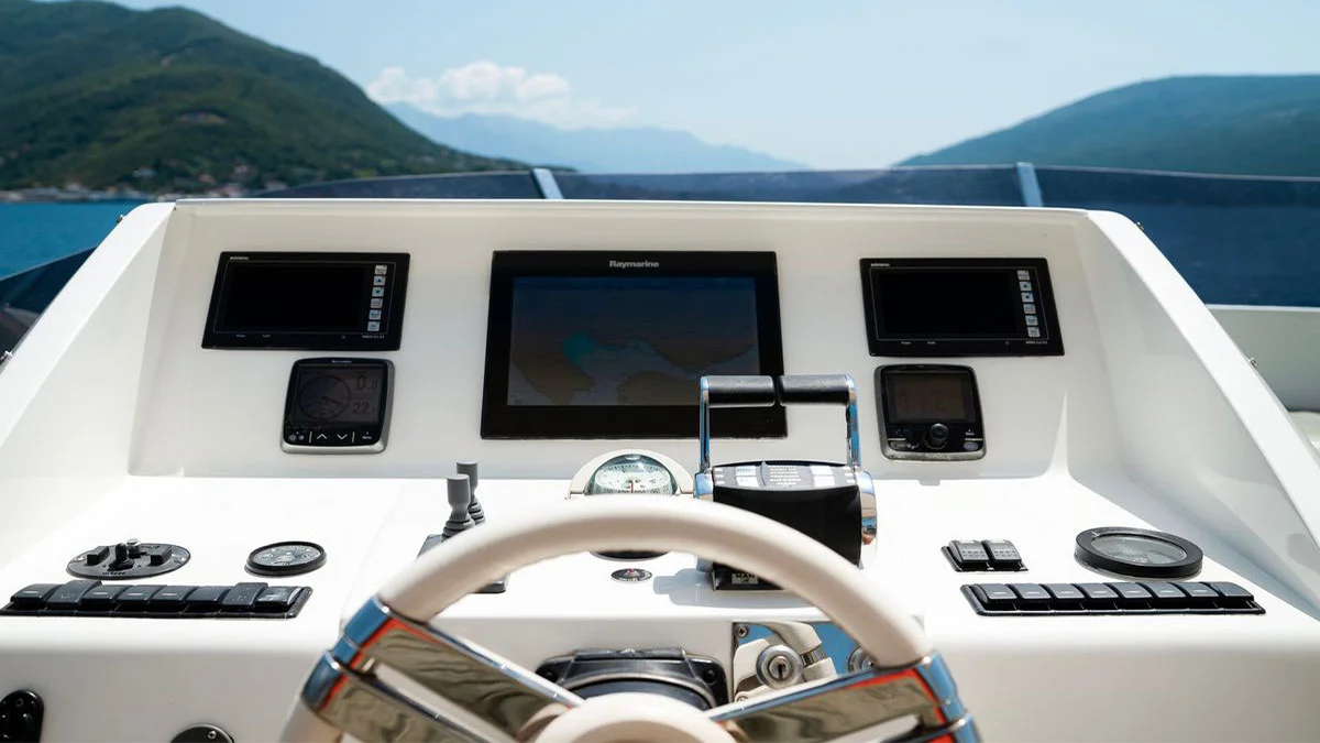 2015 Numarine 78 Fly