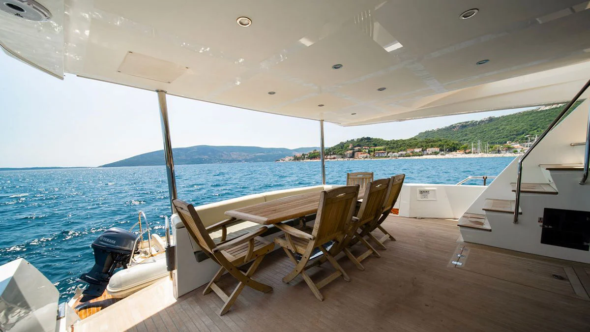 2015 Numarine 78 Fly