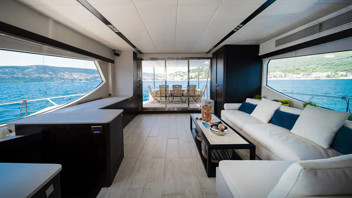 2015 Numarine 78 Fly