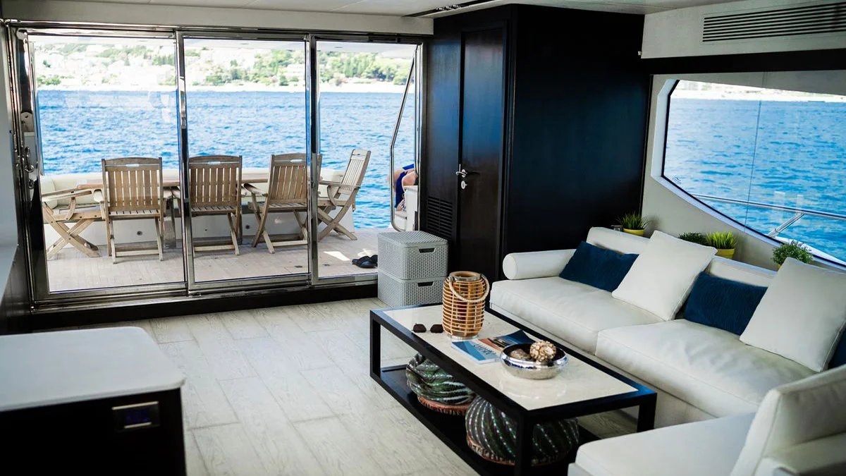 2015 Numarine 78 Fly