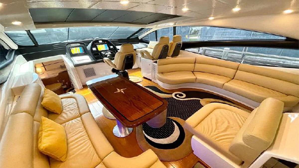 2007 Pershing 62