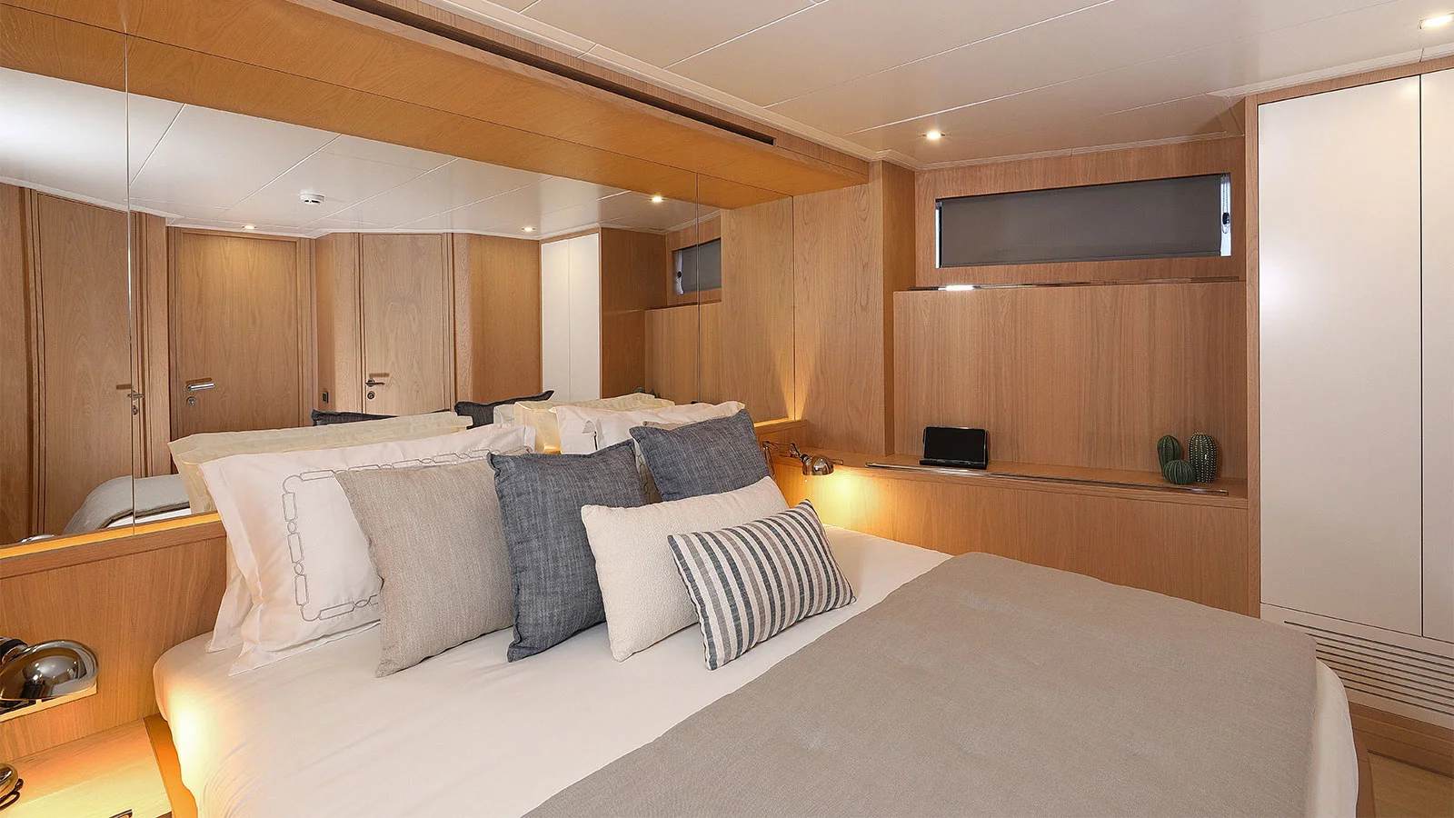 2024 Aegean Yacht 26m Explorer