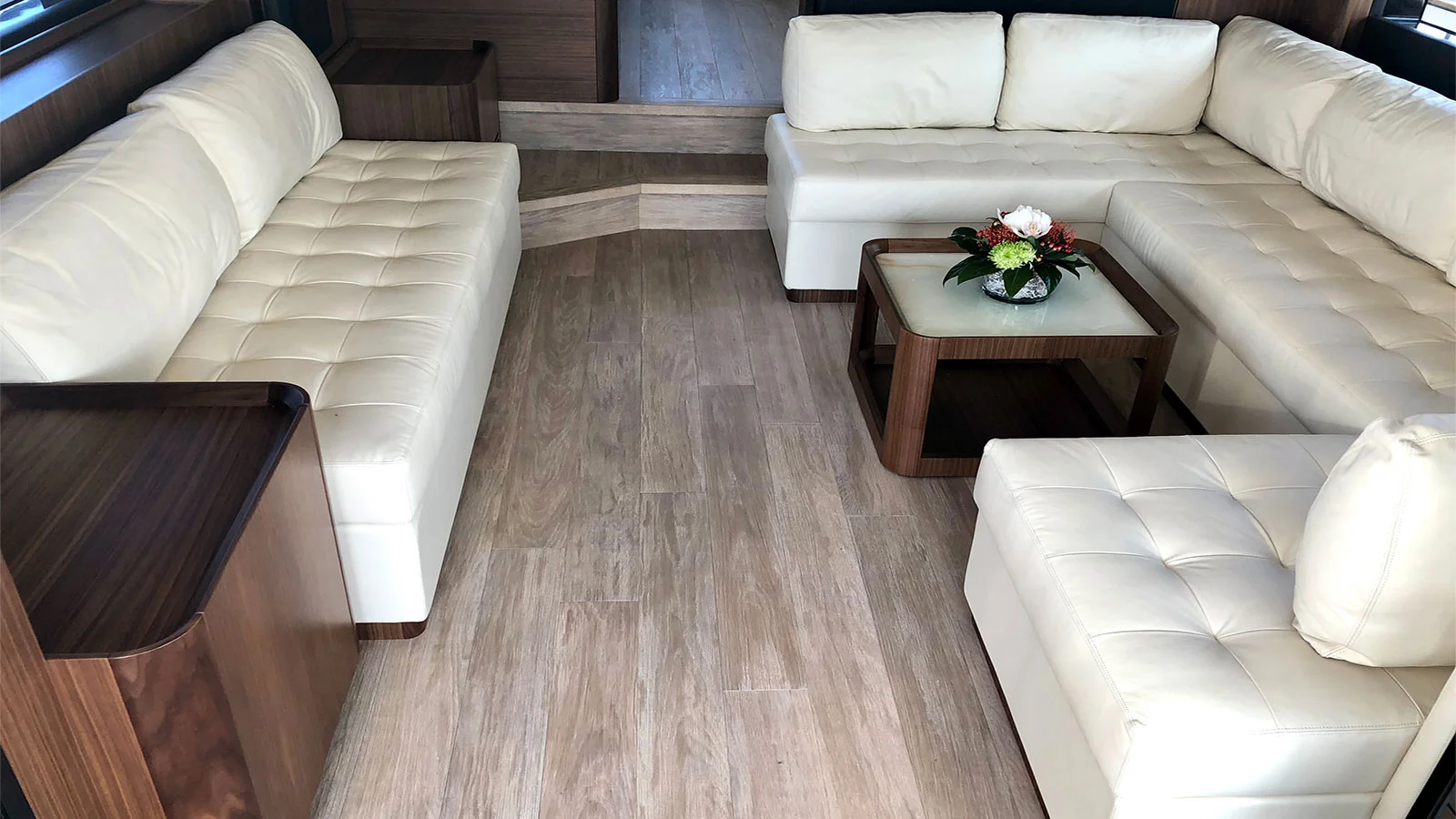 2018 Absolute Navetta 58