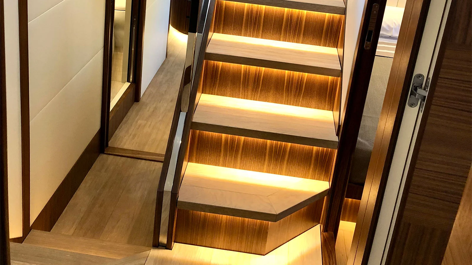 2018 Absolute Navetta 58