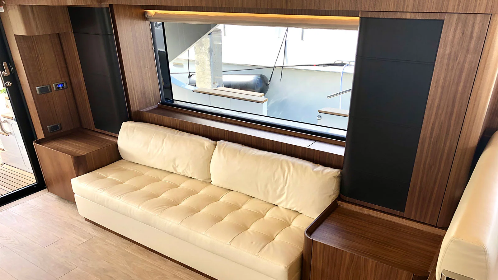 2018 Absolute Navetta 58
