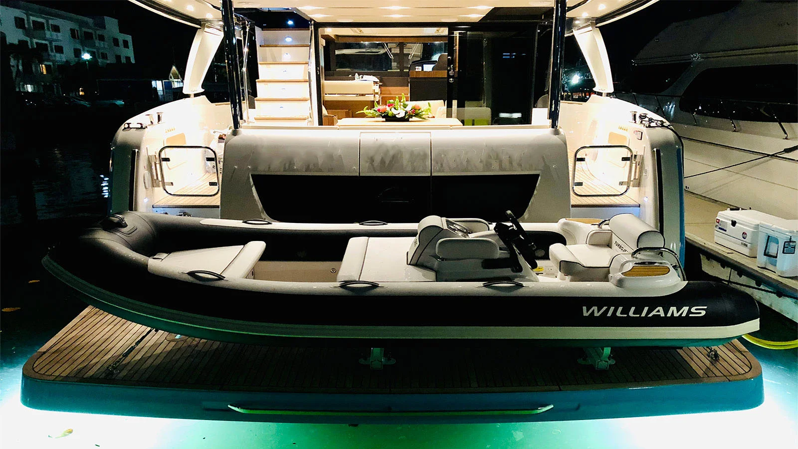 2018 Absolute Navetta 58