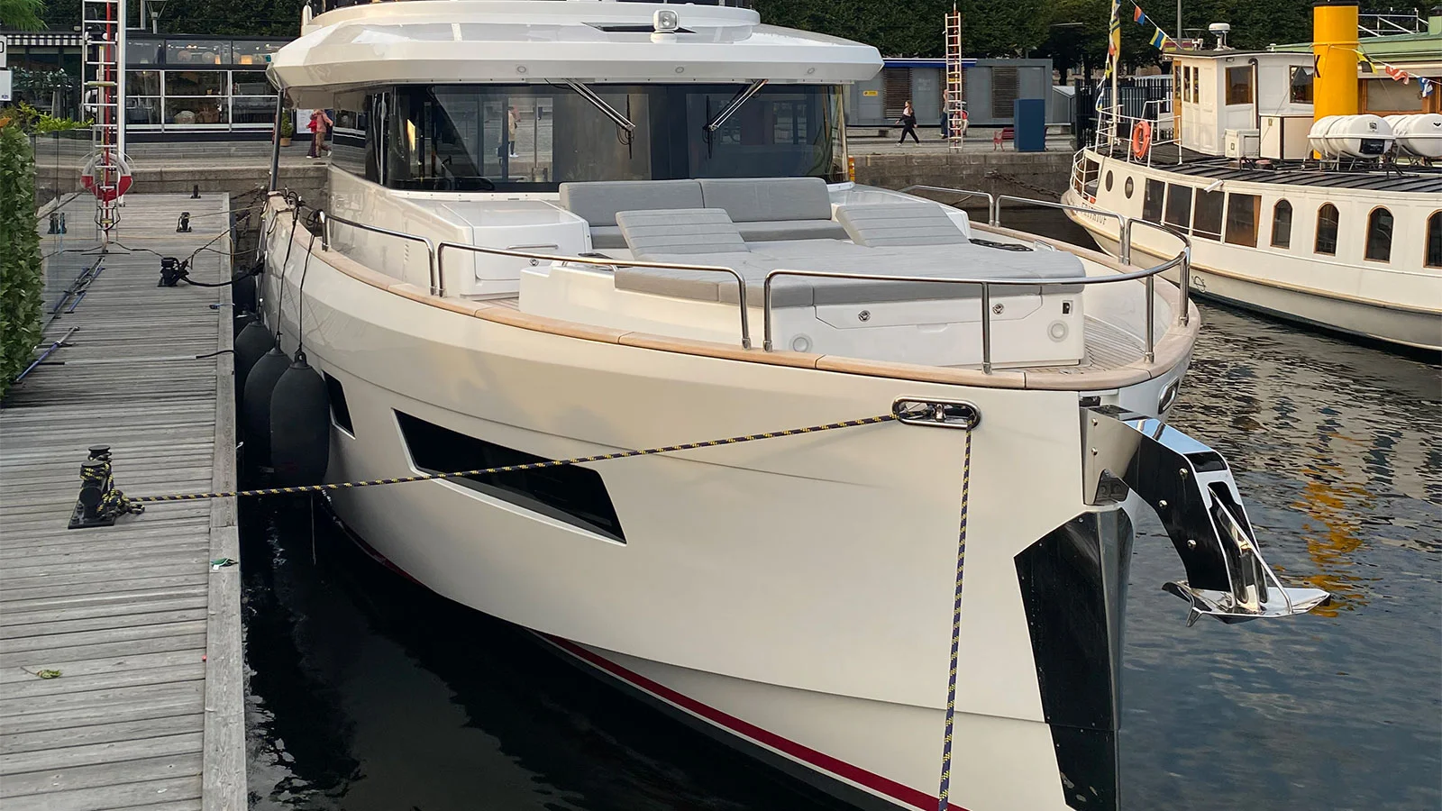 2023 Sirena 58