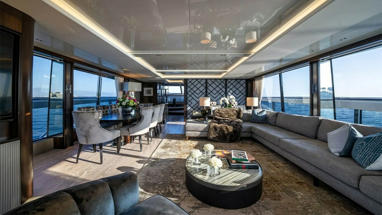 2022 Sunseeker 90 Ocean