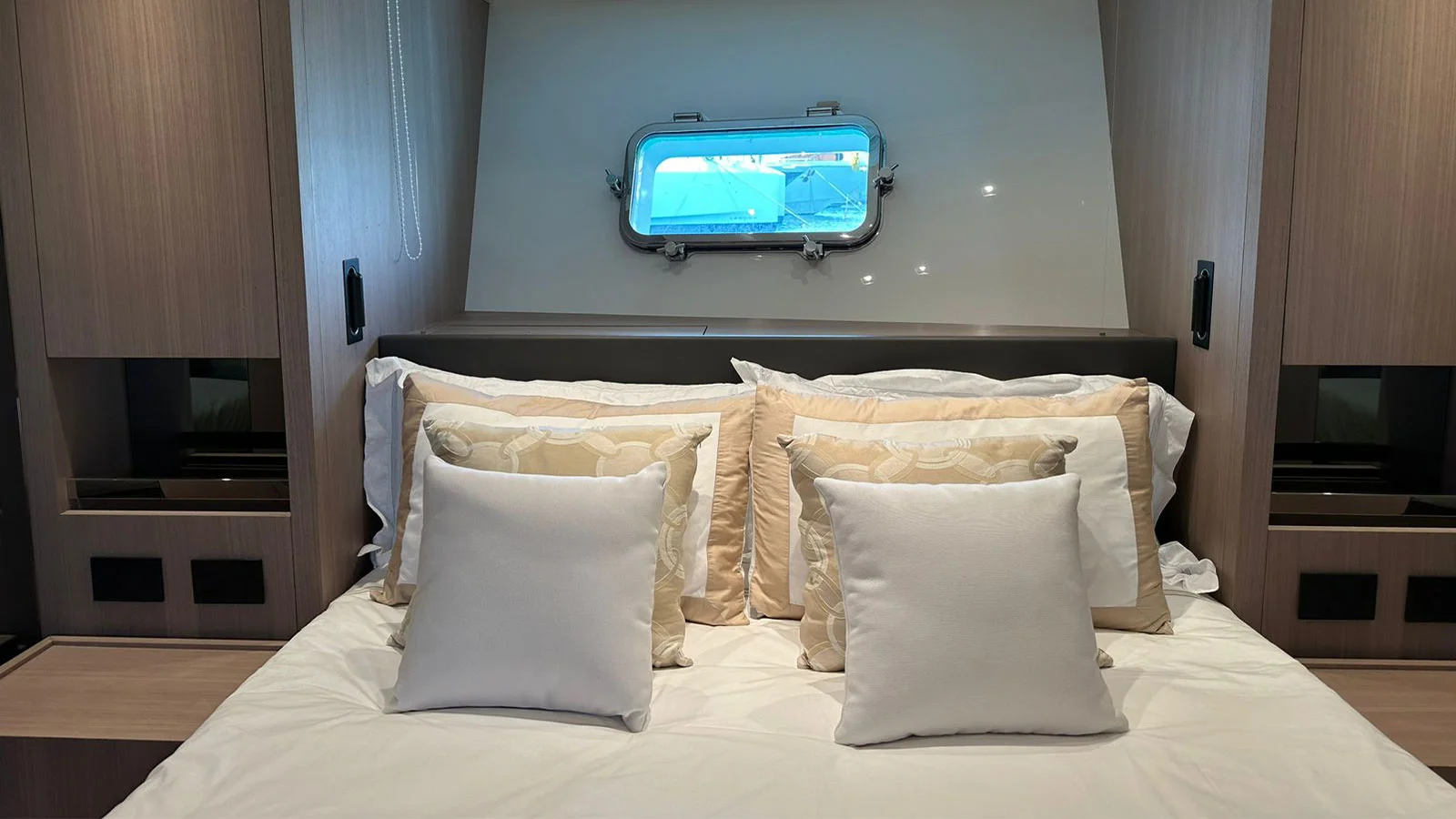 2024 Sanlorenzo SX76