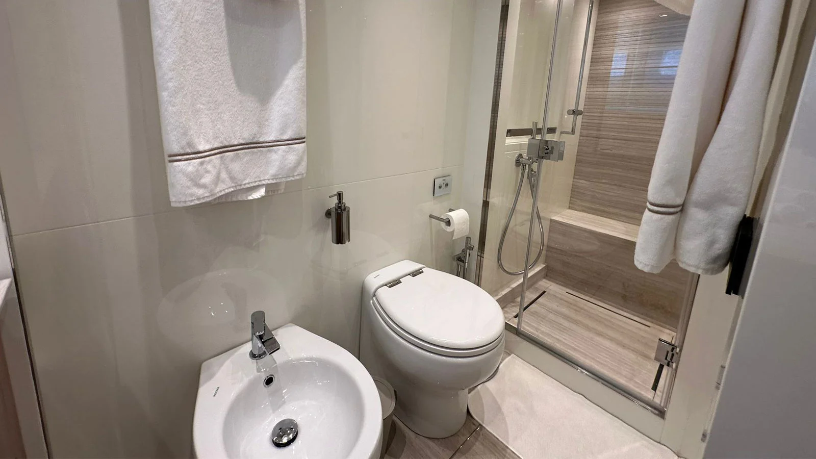 2024 Sanlorenzo SX76