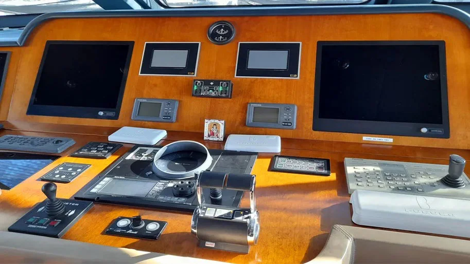 2010 Benetti Tradition 100