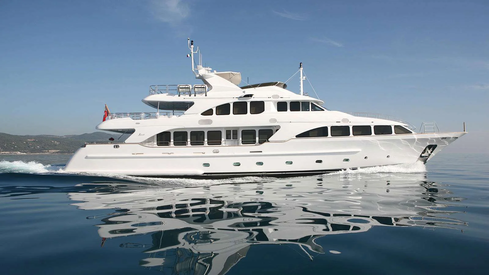2010 Benetti Tradition 100