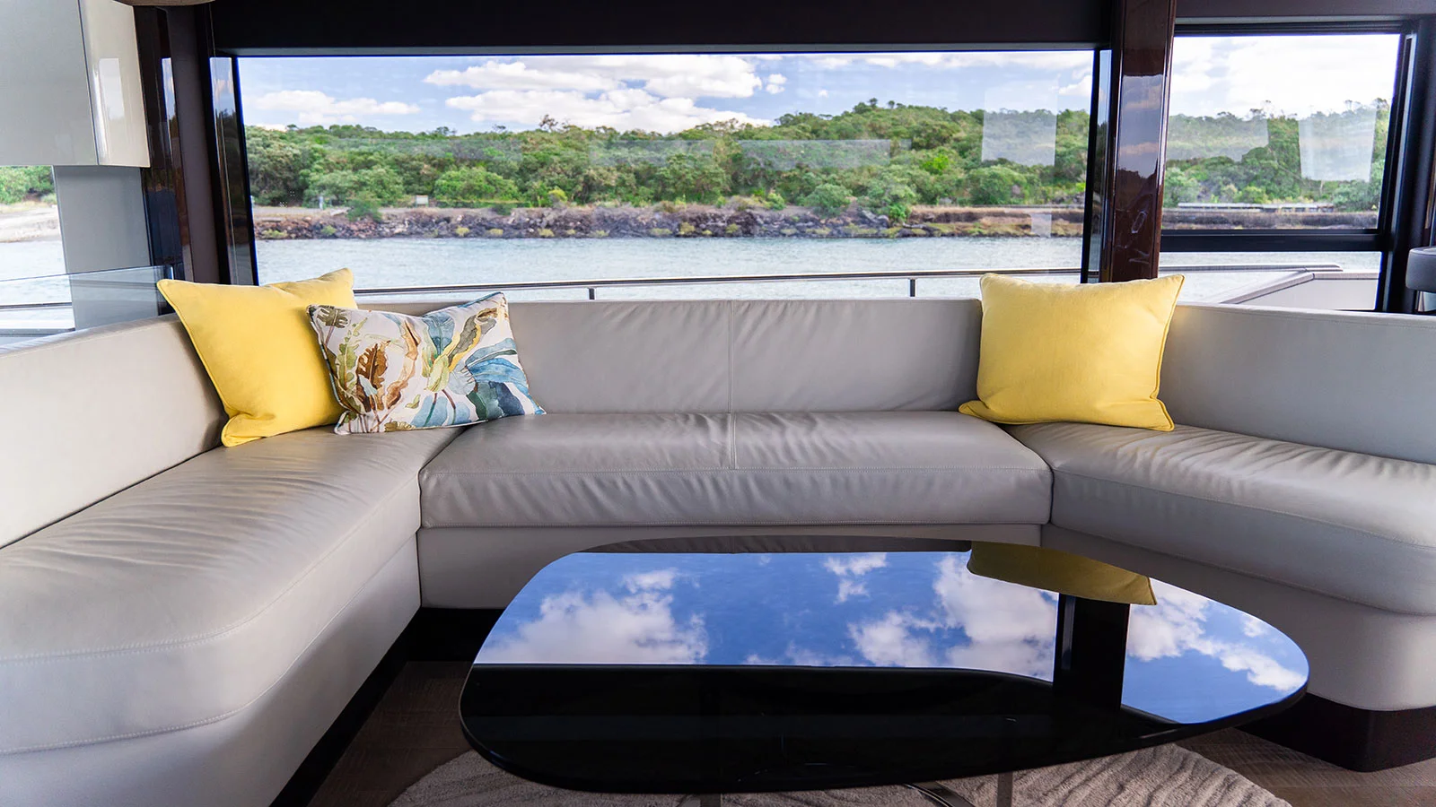 2022 Absolute Navetta 58