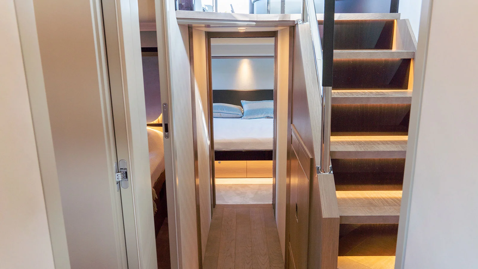 2022 Absolute Navetta 58