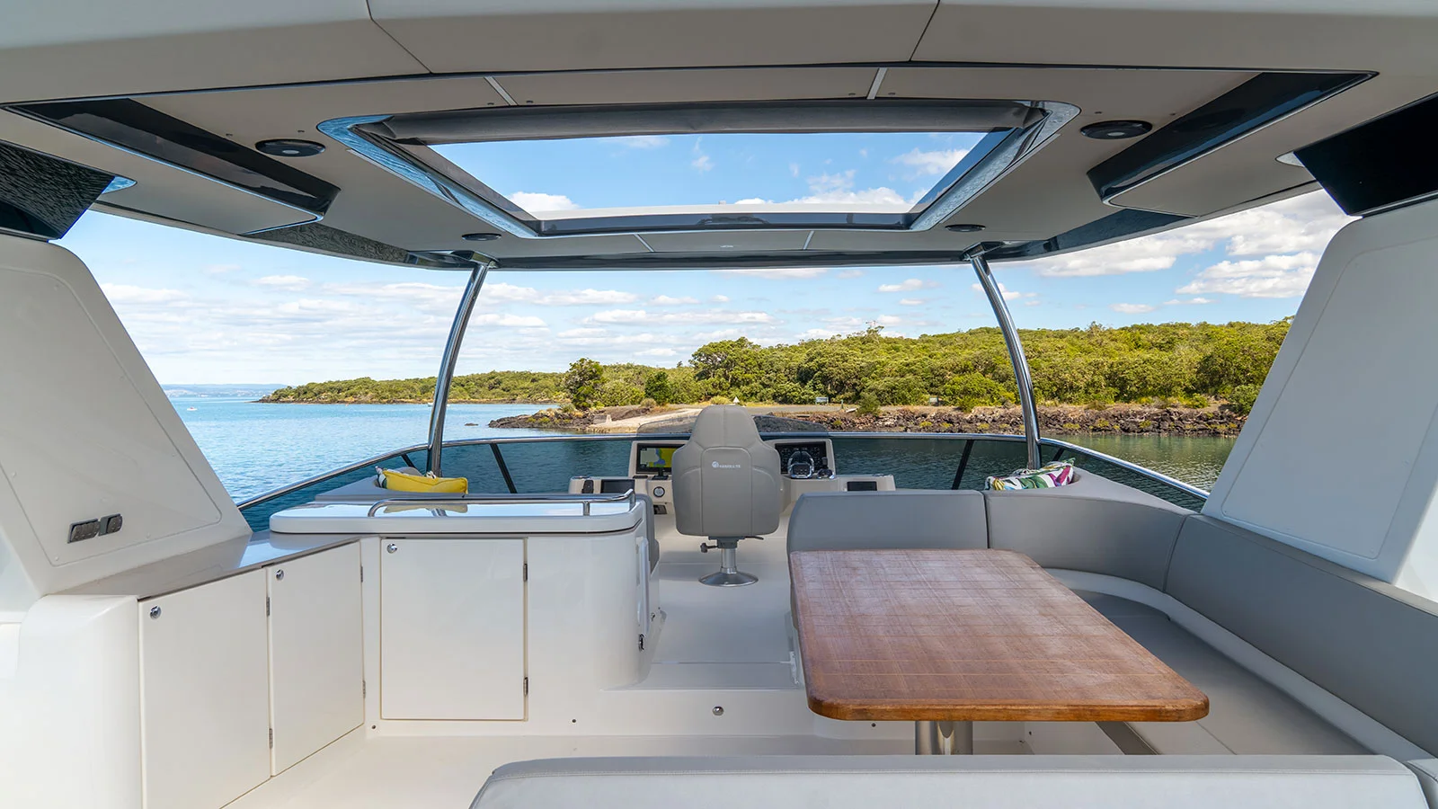 2022 Absolute Navetta 58