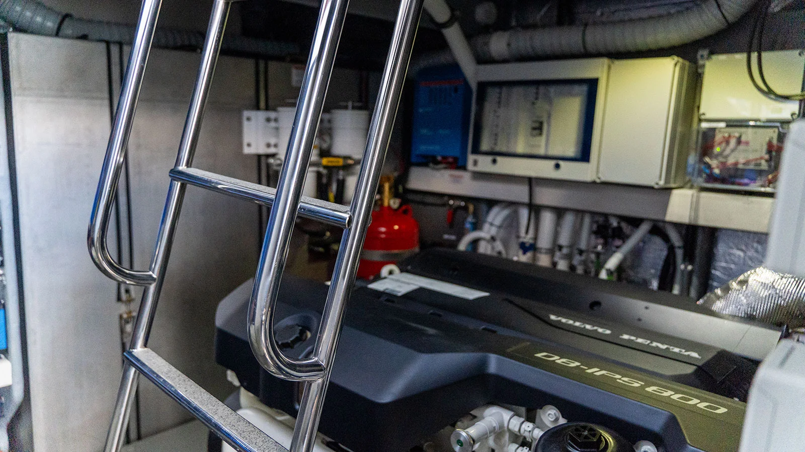 2022 Absolute Navetta 58