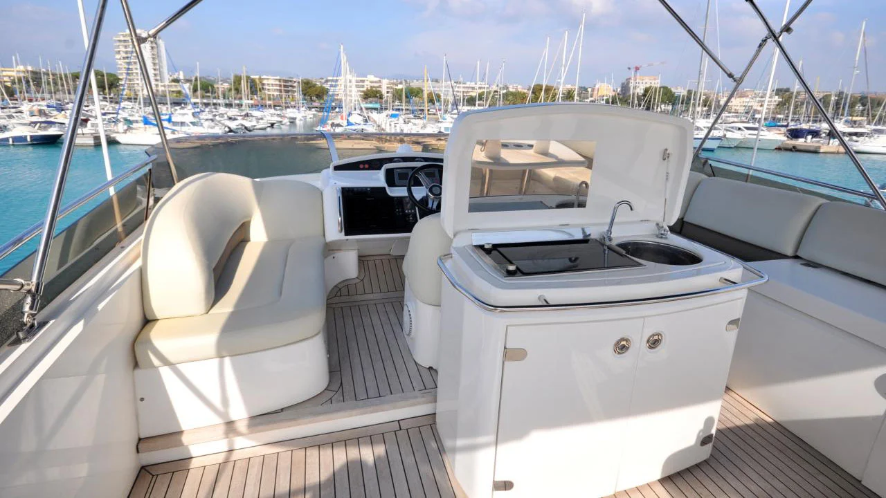 2009 Princess 58