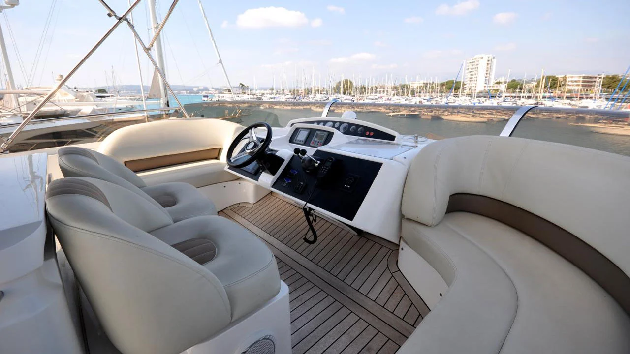 2009 Princess 58