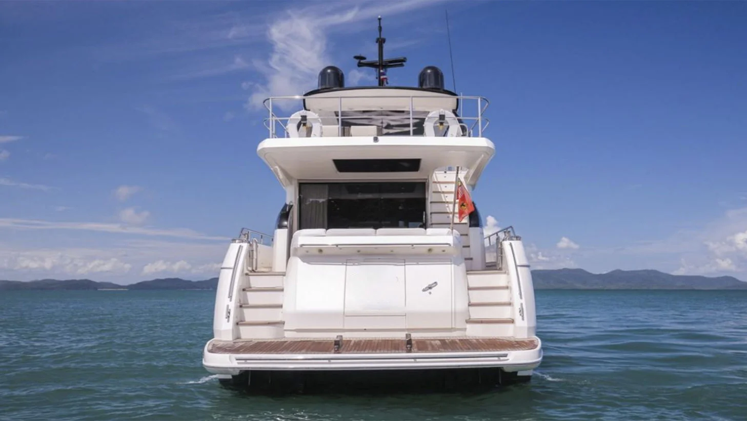 2015 Princess 82