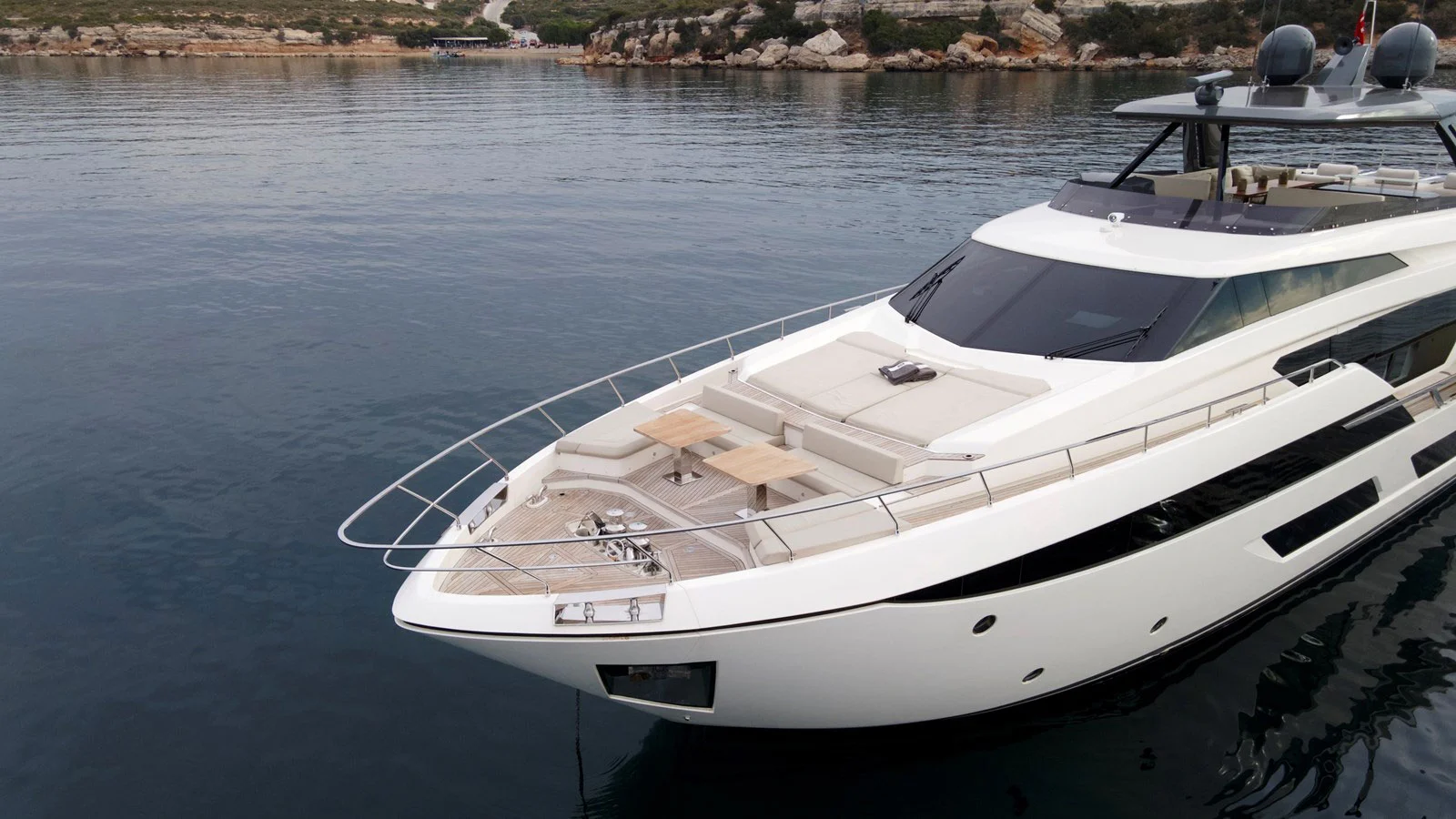 2021 Ferretti 920